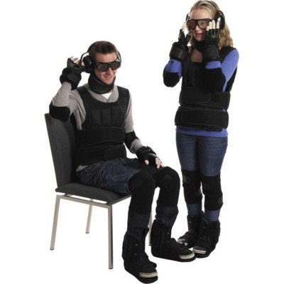 Image plus grande - cliquer pour ouvrir Simulateur du Vieillissement GERT avec surchaussures et lunettes de simulation